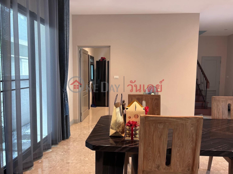 House for Rent: Grand Bangkok Boulevard Sathorn, 348 m², 4 bedroom(s) - OneDay_0