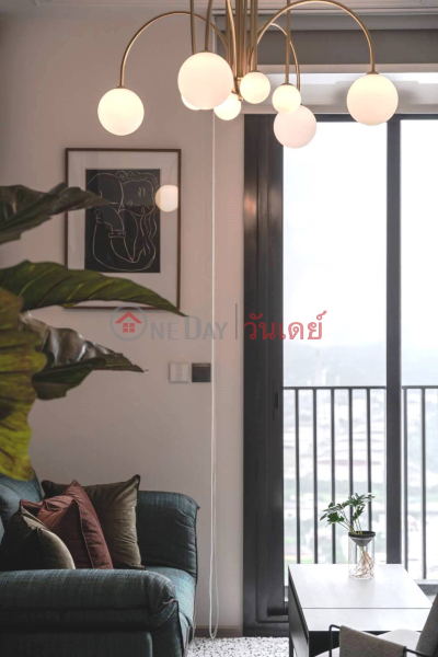 A Beautifully Decor 1 Bedroom Duplex Unit at a Condominium รายการเช่า