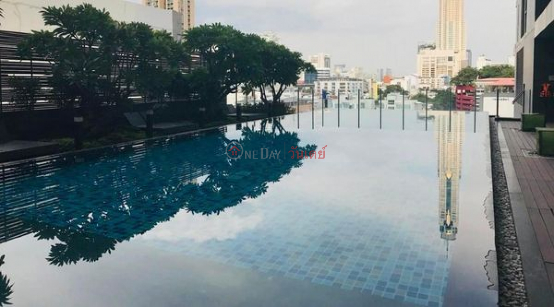 ฿ 22,000/ month Condo for rent: Ideo Q Phaya Thai (33rd floor)