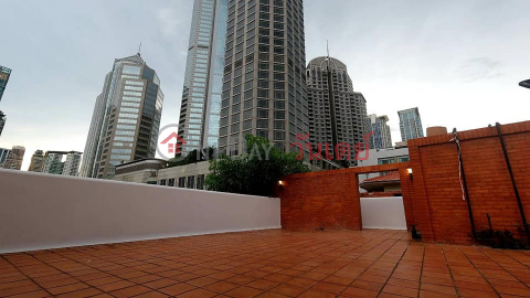 6-Storey Townhouse Near BTS Ploenchit (TRI-8235)_0