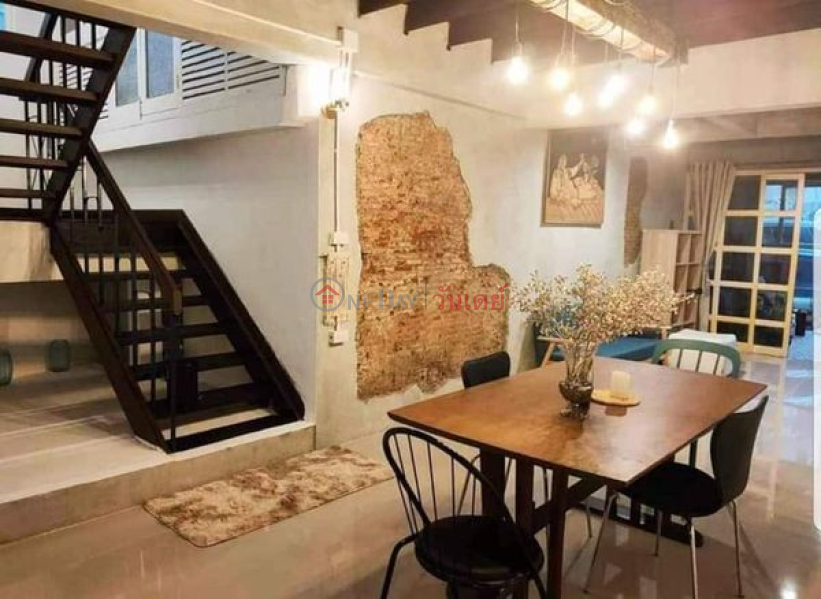 Stylish House Near Chidlom Petchburi Road รายการเช่า