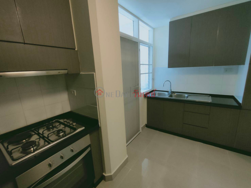 Condo for Rent: Krystal Court, 216 m², 3 bedroom(s) Rental Listings