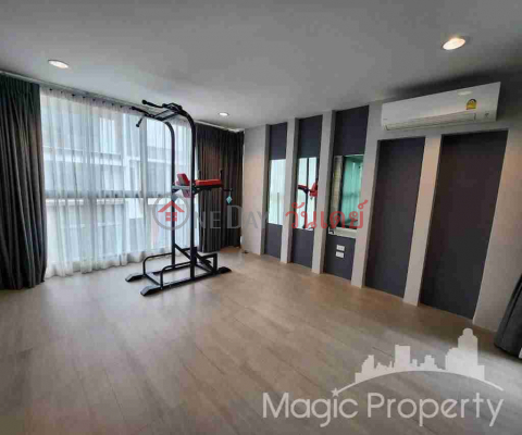 4 Bedroom Townhouse for Rent in Nirvana Define Srinakarin-Rama 9, Saphan Sung, Bangkok _0