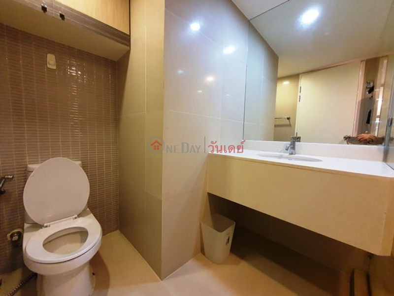 ฿ 40,000/ เดือน | A 2 Bedroom Unit for Rent in Asoke- NaNa Areas