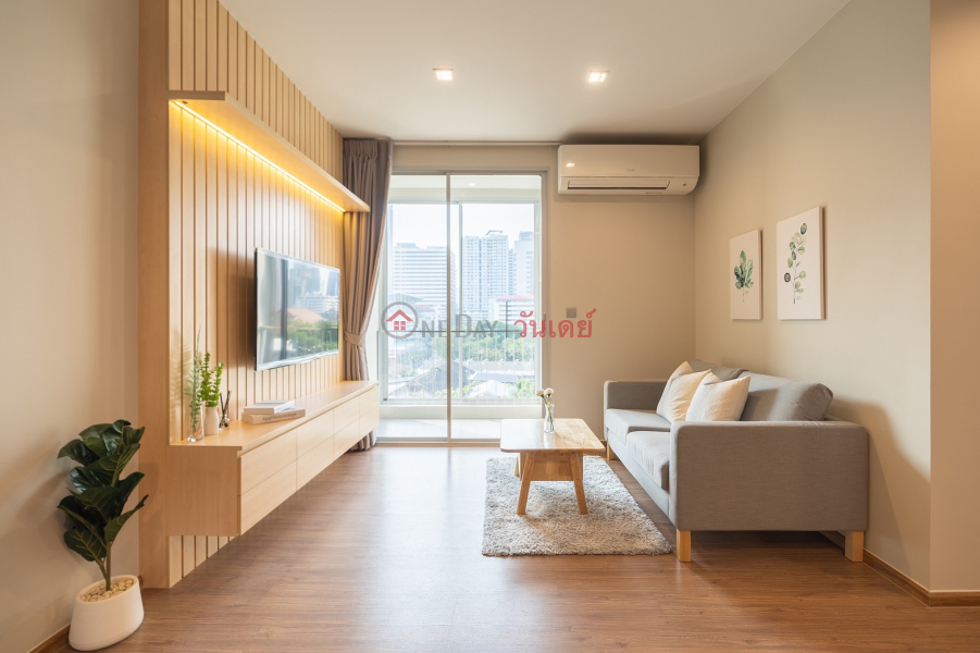 Condo for Rent: Q Prasarnmit, 60 m², 2 bedroom(s) Rental Listings