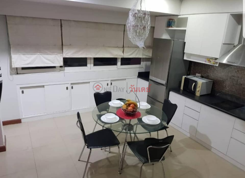 ฿ 20,000/ เดือน | 2 Bedroom Duplex at Chidlom