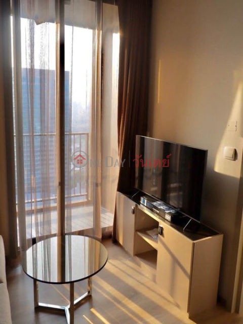 Condo for rent Oka Haus (45th floor) (666-2544781317)_0