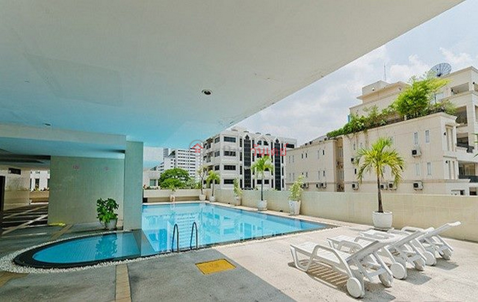 Property Search Thailand | OneDay | Residential Rental Listings Condo for Rent: Baan Prompong, 220 m², 2 bedroom(s)