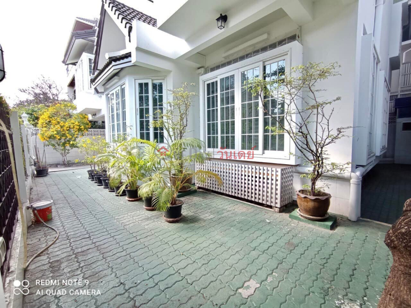 Beauty Single House in Prompong รายการเช่า (TRI-TP0001186)