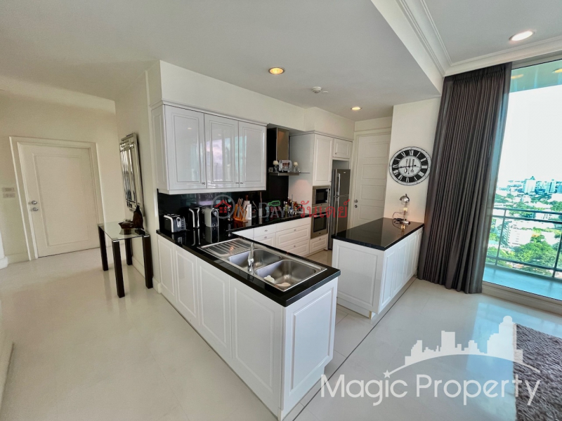 ฿ 22.7Million | Royce Private Residences Condominium, Watthana, Bangkok