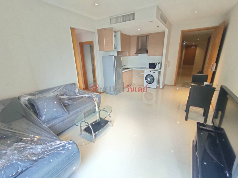 Property Search Thailand | OneDay | Residential Rental Listings, Condo for Rent: The Emporio Place, 46 m², 1 bedroom(s)