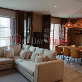 Beautiful 2-Bedroom Penthouse (TRI-8898)_0