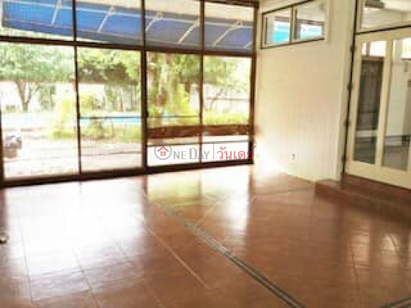 ฿ 250,000/ เดือน, 2-Storey Detached House at Ekamai