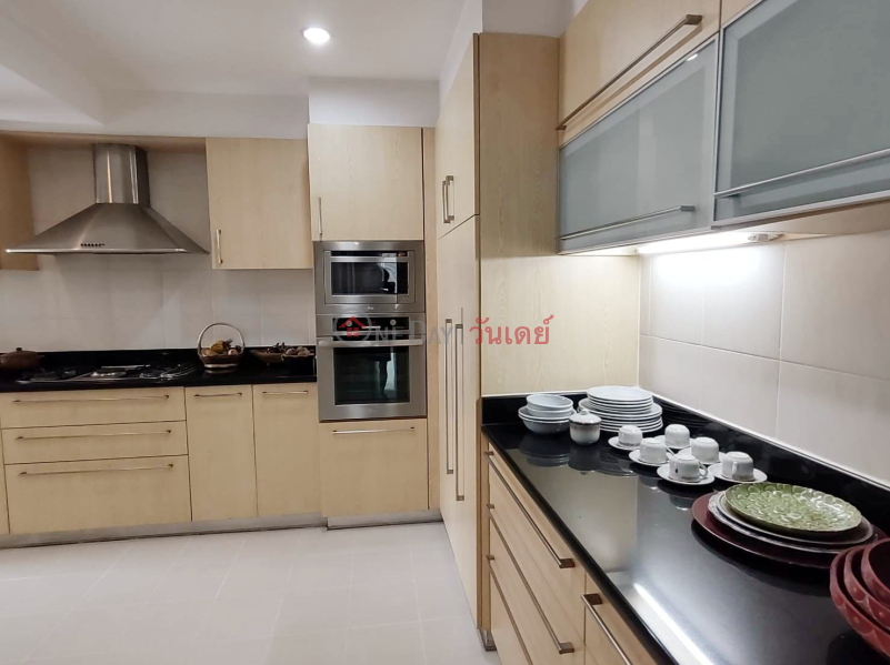 BTS Asoke Rental Listings (TRI-TP0001294)