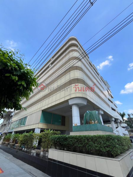 Ratnin Eye Hospital (โรงพยาบาลจักษุ รัตนิน),Watthana | OneDay วันเดย์(1)