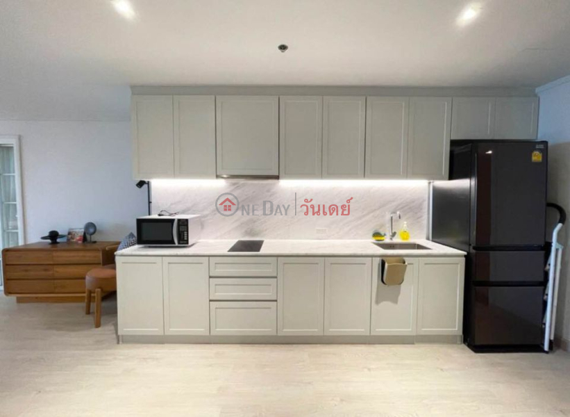 ฿ 52,000/ month, Condo for Rent: State Tower, 111 m², 2 bedroom(s)