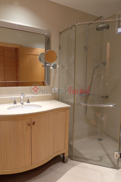 Condo for Rent: The Empire Place, 108 m², 2 bedroom(s) Rental Listings