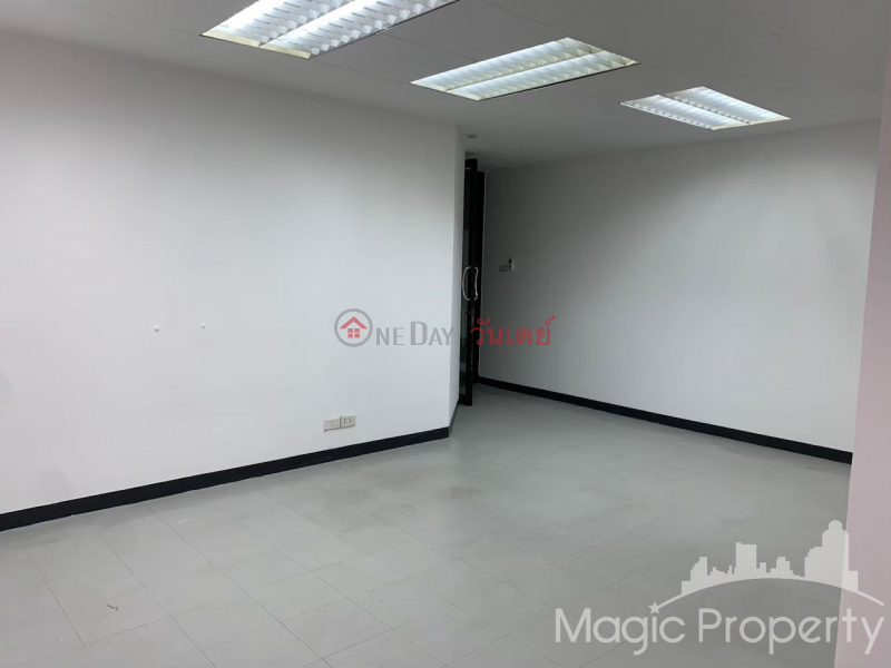 Property Search Thailand | OneDay | Office / Commercial Property, Rental Listings, Office Space in United Tower Thonglor For Rent, Khlong Tan Nuea, Watthana, Bangkok