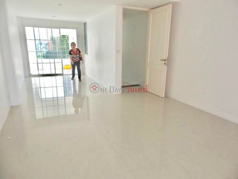 A renovated Town house In Ekamai | ประเทศไทย, เช่า ฿ 65,000/ เดือน