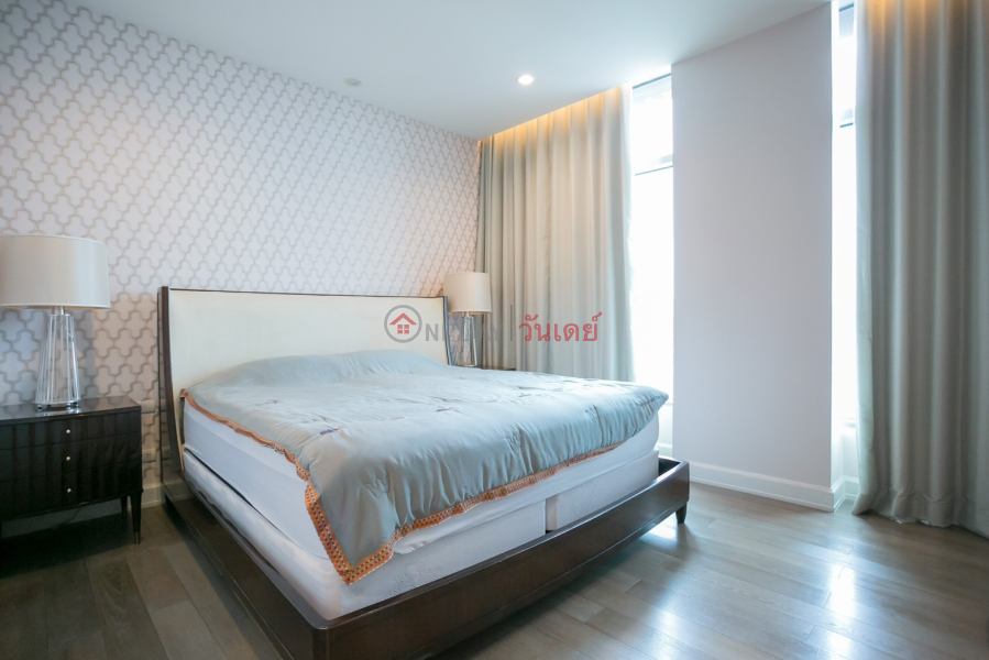 คอนโด สำหรับ เช่า: Oriental Residence, 87 ตร.ม., 2 ห้องนอน ประเทศไทย | เช่า ฿ 92,000/ เดือน