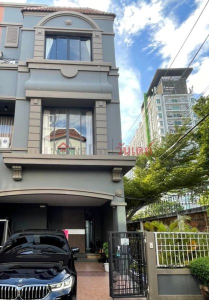 ฿ 8Million, Townhouse for Sale: Baan Klang Meuang British Town Srinakarin, 225 m², 3 bedroom(s)