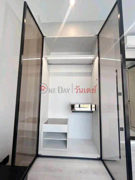 ฿ 19,000/ month The Room Phaya Thai (19th floor)