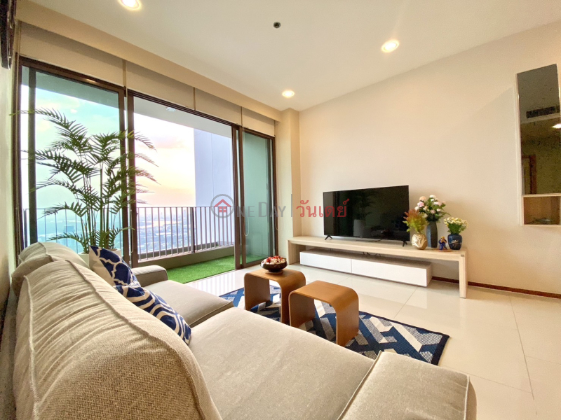 Condo for Rent: The Emporio Place, 66 m², 1 bedroom(s) Rental Listings