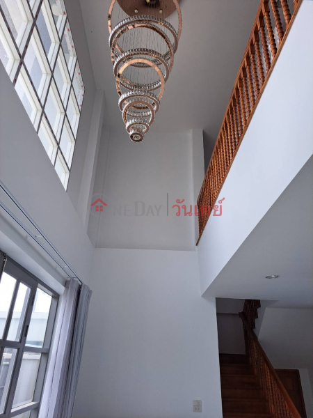 , 4, Residential Rental Listings, ฿ 75,000/ month