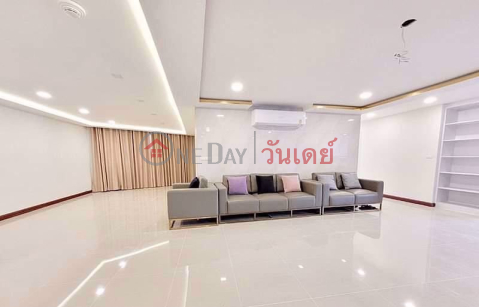 Condo for Rent: President Park Sukhumvit 24, 223 m², 3 bedroom(s) - OneDay_0