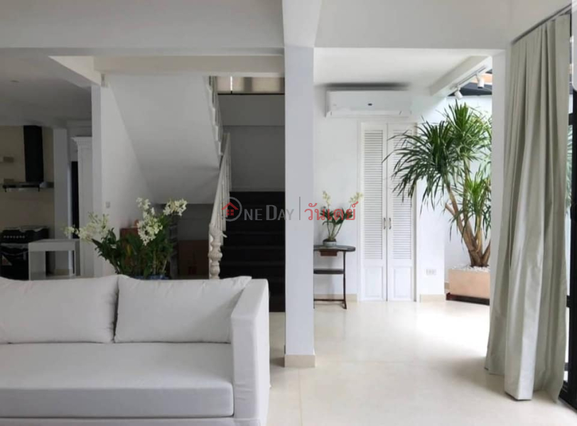 Single House Between Ekamai - Sukhumvit 71 รายการขาย