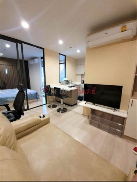 Condo for rent Life One Wireless (21st floor) _0