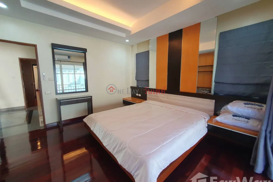 ค้นหาอสังหาริมทรัพย์ในประเทศไทย | OneDay | ที่อยู่อาศัย | รายการเช่า | บ้าน 5 ห้องนอนให้เช่าบนที่ดินภูเก็ต รัษฎา