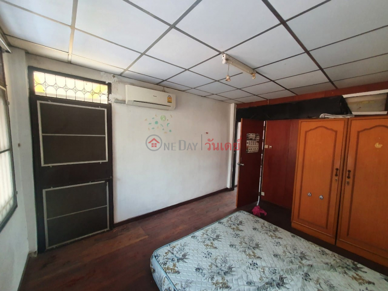 4-Bedroom Town House at Sukhumvit 71 for Renovation | ประเทศไทย | ขาย, ฿ 6.5Million