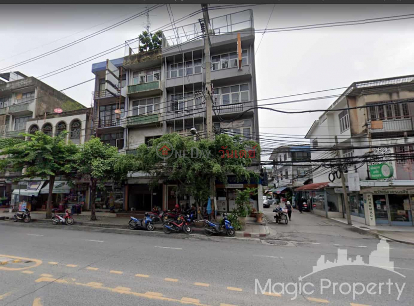 Property Search Thailand | OneDay | Residential Sales Listings Shophouse For Sale 4 Floors in Soi Sukhumvit 71, Watthana, Bangkok