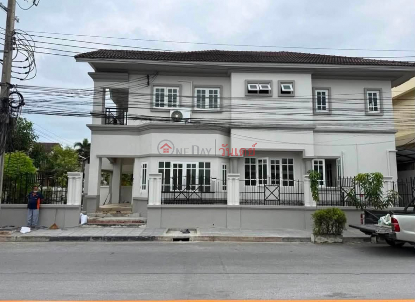 Property Search Thailand | OneDay | Residential Rental Listings | 2-Story Detached House in Srinakarin 51