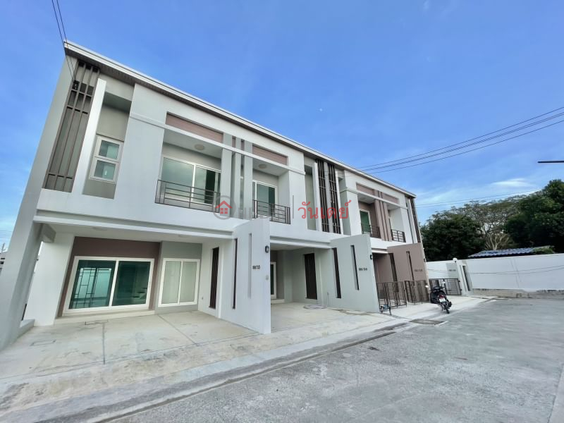 Property Search Thailand | OneDay | Residential | Sales Listings | Luxury American Style Townhome 3 Beds 3 Baths