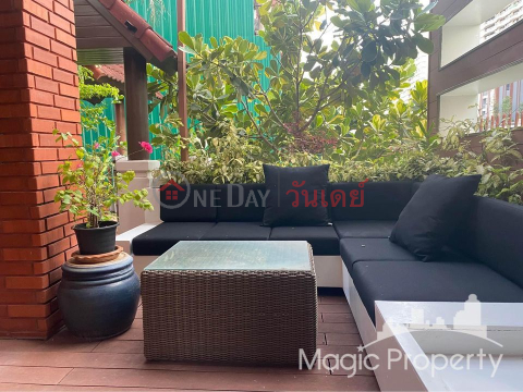 4 Bedroom Townhouse for sale in Villa 49 Townhouse, Watthana, Bangkok _0