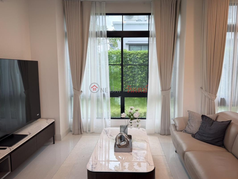 House for Rent: Nantawan Rama 9 New Krungthepkreetha, 384 m², 4 bedroom(s) Rental Listings