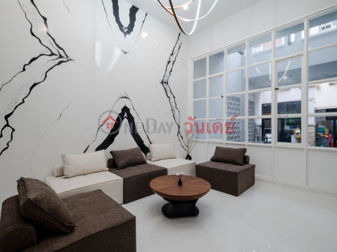 Townhouse for Rent: Sabbath Residence Chatuchak, 400 m², 5 bedroom(s) - OneDay_0