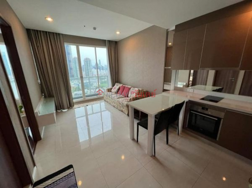 Menam Residences Condominium (15th floor) Rental Listings