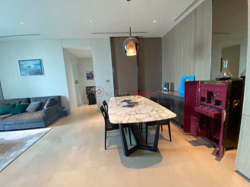 ฿ 220,000/ เดือน คอนโด สำหรับ เช่า: Sindhorn Residence, 150 ตร.ม., 3 ห้องนอน