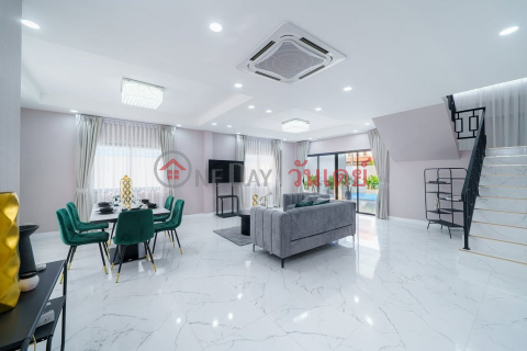 ขายพูลวิลล่า – บ้านหรูทันสมัย 5 ห้องนอนในพัทยา _0