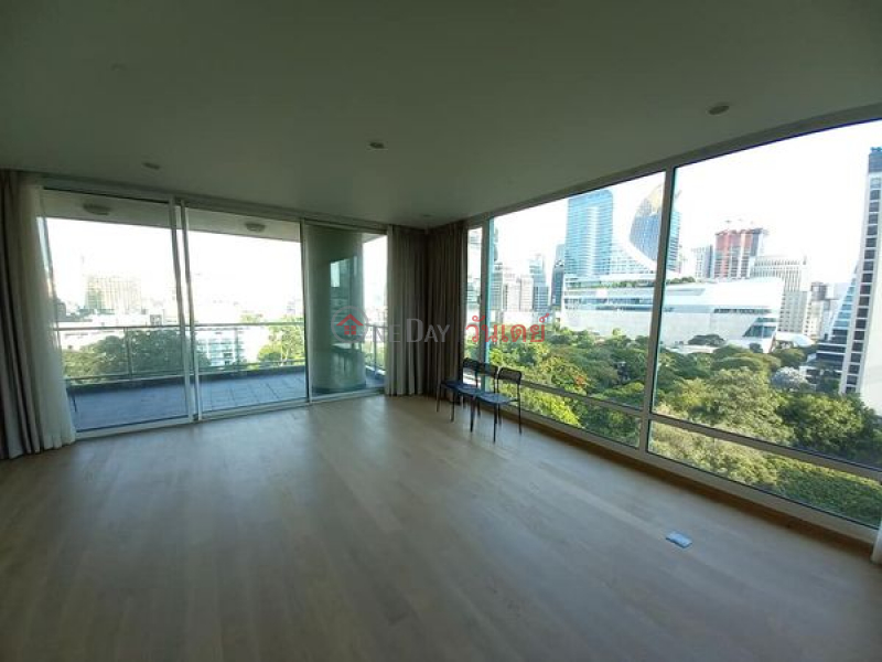 Unfurnished 3-Bedroom Park Chidlom F2 Type รายการเช่า