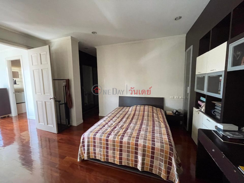 House for Rent: Baan Klang Krung The Nice ratchavipa, 350 m², 4 bedroom(s) Rental Listings