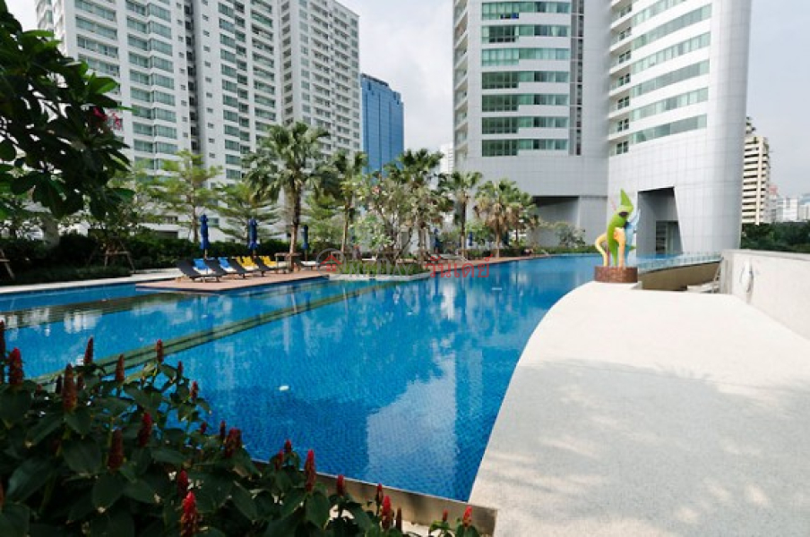 Condo for Rent: Millennium Residence, 128 m², 2 bedroom(s) Rental Listings