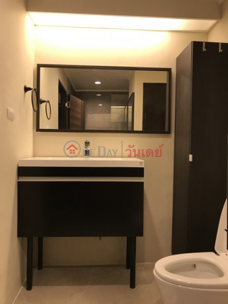 ฿ 35,000/ month, Condo for Rent: Somkid Place, 85 m², 2 bedroom(s)