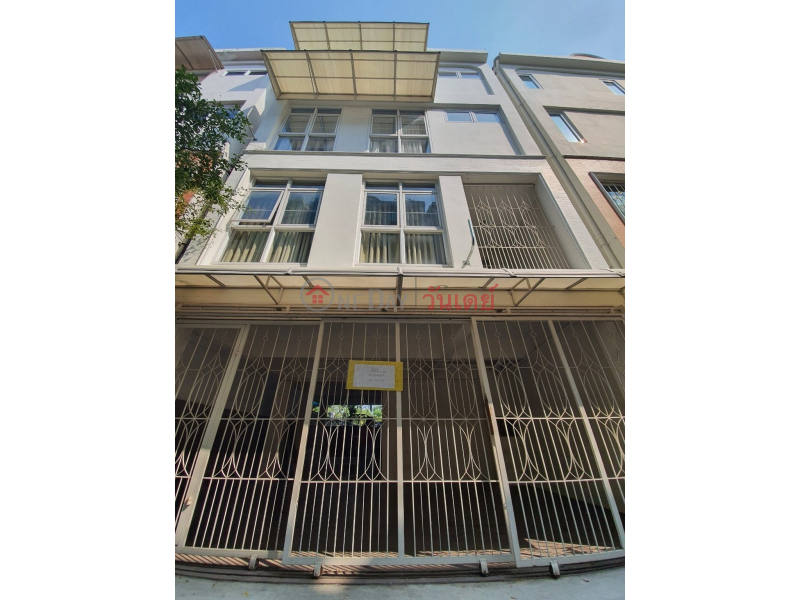 อื่นๆ สำหรับ เช่า: Townhome, 280 ตร.ม., 3 ห้องนอน รายการเช่า