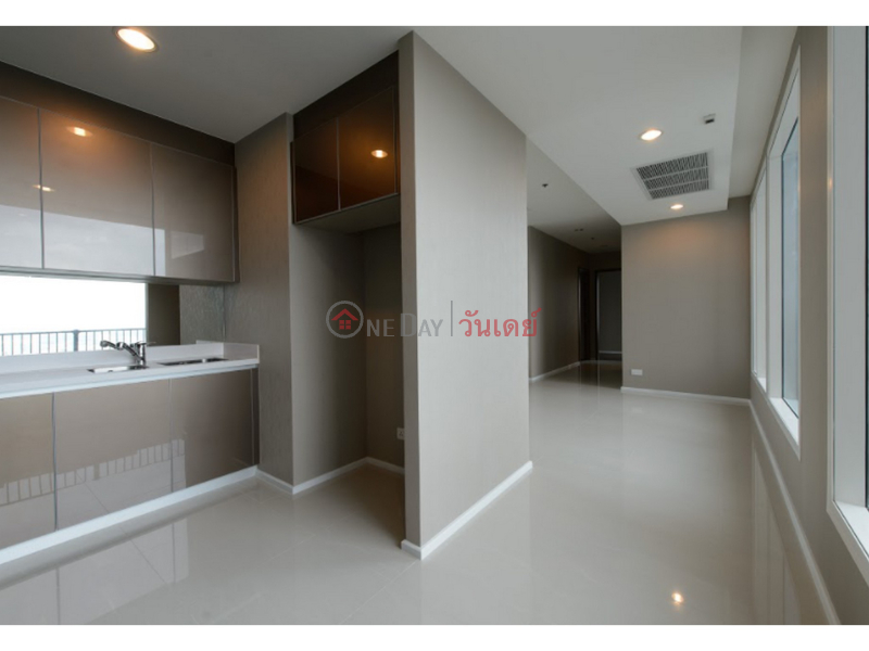 ฿ 31Million, Condo for Sale: Menam Residences, 121 m², 2 bedroom(s)