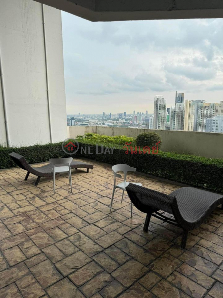 ฿ 40,000/ month Condo for rent Waterford Diamond Tower (28th floor)