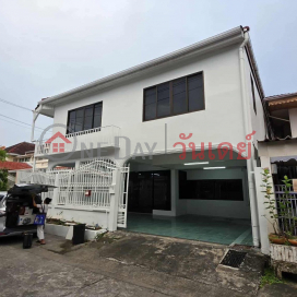 ศูนย์กลางธุรกิจลาดพร้าว: ให้เช่าสำนักงาน/บ้าน 2 ชั้น ทำเลยุทธศาสตร์ _0